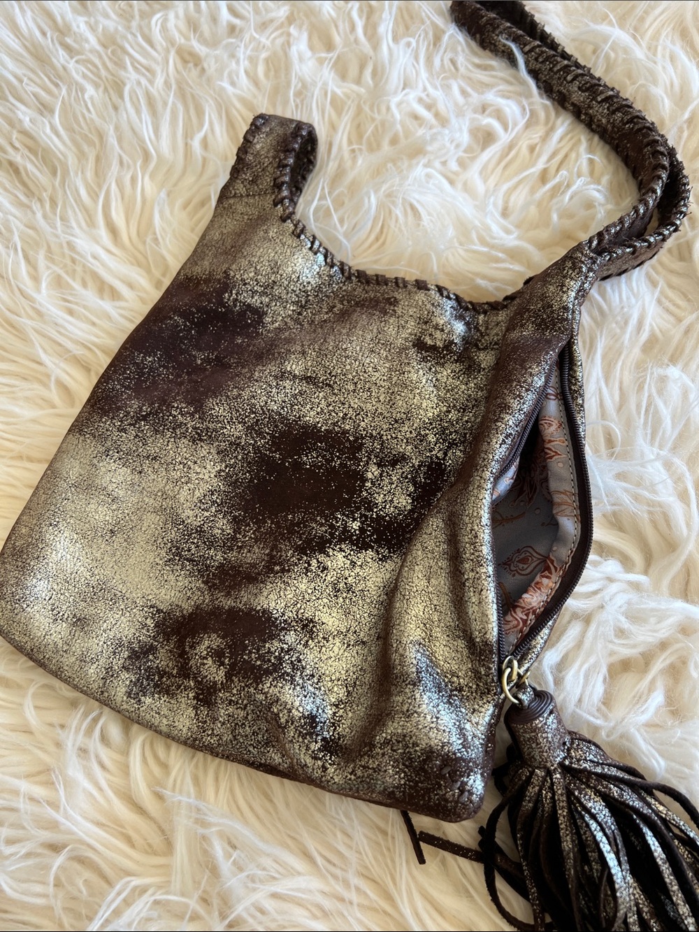 Metallic Bronze-Tone Women's Tassel Handle Bag - Picture 3 of 6
